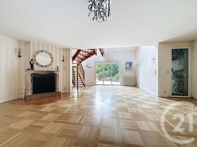 Maison à vendre - 7 pièces - 203,74 m2 - Jouy En Josas - 78 - ILE-DE-FRANCE