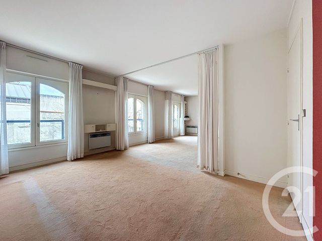 Afficher la photo en grand Appartement à vendre - 5 pièces - 96,66 m2 - Versailles - 78 - ILE-DE-FRANCE