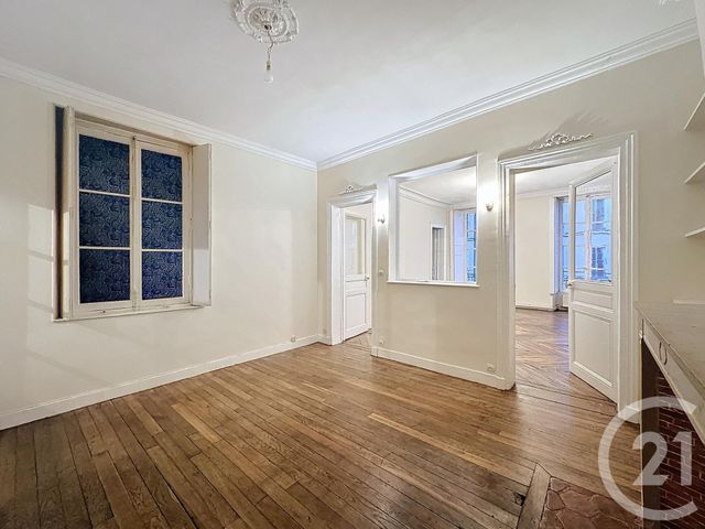 Afficher la photo en grand Appartement F5 à vendre - 5 pièces - 96,10 m2 - Versailles - 78 - ILE-DE-FRANCE