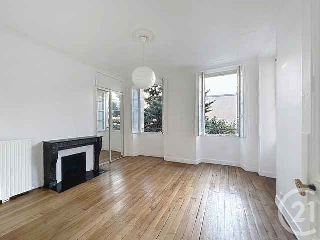 Afficher la photo en grand Appartement F5 à vendre - 5 pièces - 96,10 m2 - Versailles - 78 - ILE-DE-FRANCE