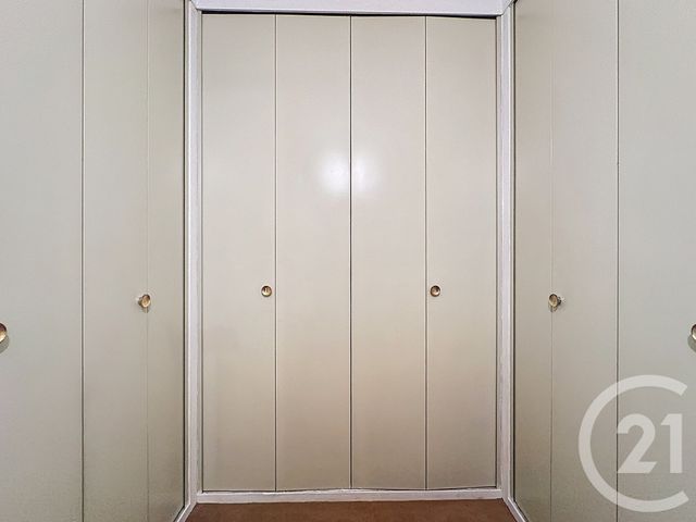 Afficher la photo en grand Appartement F5 à vendre - 5 pièces - 112 m2 - Versailles - 78 - ILE-DE-FRANCE