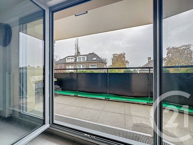 Appartement T3 à vendre - 3 pièces - 66,06 m2 - St Cyr L Ecole - 78 - ILE-DE-FRANCE