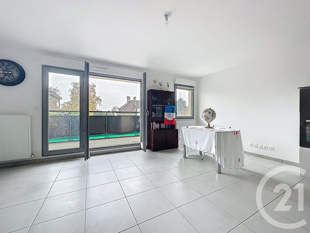 Appartement T3 à vendre - 3 pièces - 66,06 m2 - St Cyr L Ecole - 78 - ILE-DE-FRANCE