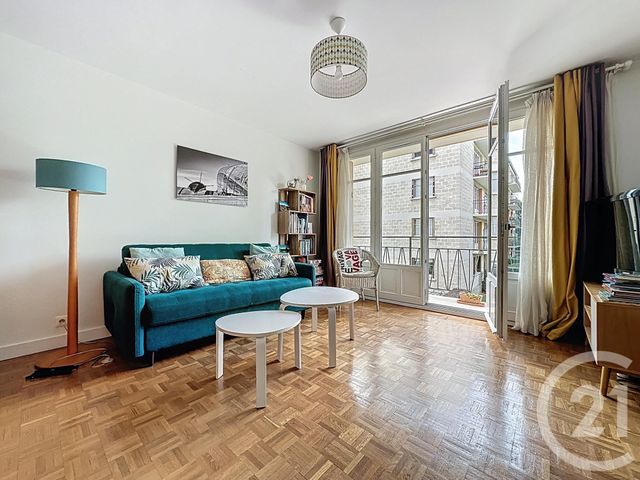 Afficher la photo en grand Appartement F4 à vendre - 4 pièces - 73 m2 - Versailles - 78 - ILE-DE-FRANCE