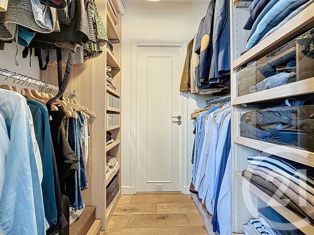 Afficher la photo en grand Maison à vendre - 7 pièces - 171,98 m2 - Jouy En Josas - 78 - ILE-DE-FRANCE