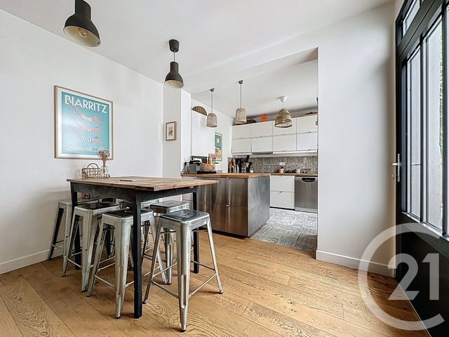 Afficher la photo en grand Maison à vendre - 7 pièces - 171,98 m2 - Jouy En Josas - 78 - ILE-DE-FRANCE