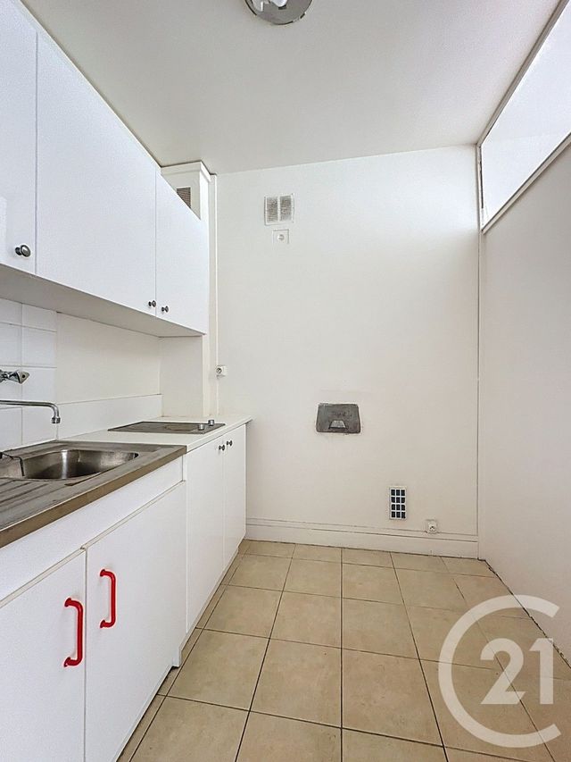 Afficher la photo en grand Appartement F1 à vendre - 1 pièce - 39,51 m2 - Versailles - 78 - ILE-DE-FRANCE