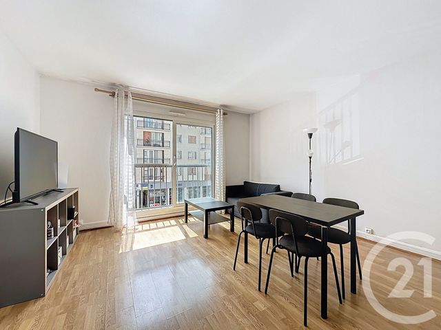 Afficher la photo en grand Appartement Studio à vendre - 1 pièce - 33 m2 - Versailles - 78 - ILE-DE-FRANCE