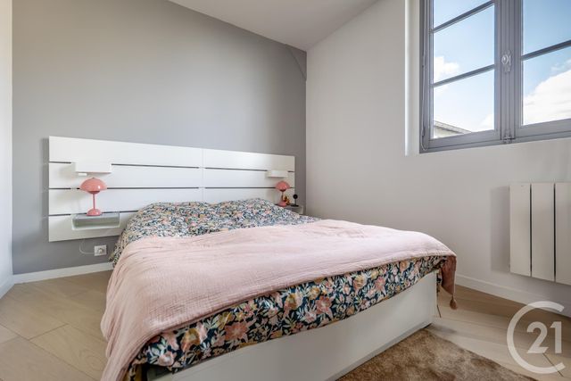 Afficher la photo en grand Appartement F3 à vendre - 3 pièces - 51,27 m2 - Versailles - 78 - ILE-DE-FRANCE