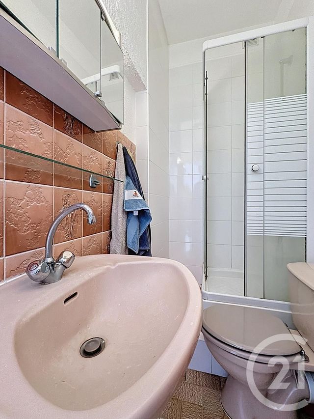 Afficher la photo en grand Appartement F2 à vendre - 2 pièces - 24,41 m2 - Versailles - 78 - ILE-DE-FRANCE