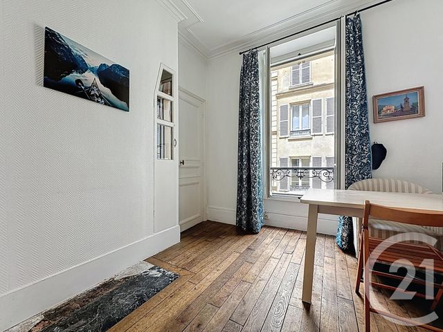 Afficher la photo en grand Appartement F2 à vendre - 2 pièces - 24,41 m2 - Versailles - 78 - ILE-DE-FRANCE