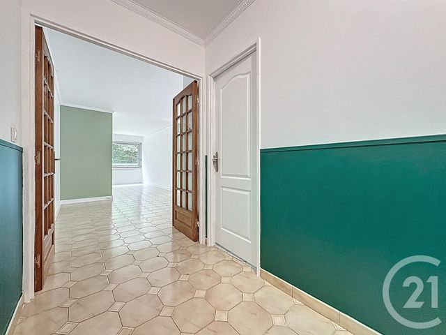 Appartement F4 à vendre - 4 pièces - 86,65 m2 - St Cyr L Ecole - 78 - ILE-DE-FRANCE