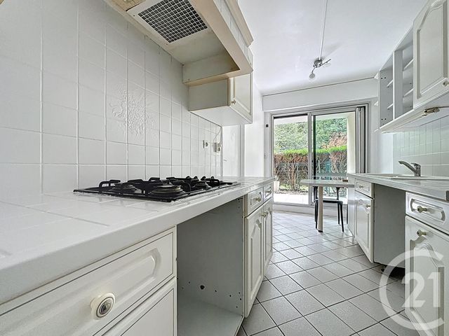 Appartement F4 à vendre - 4 pièces - 86,65 m2 - St Cyr L Ecole - 78 - ILE-DE-FRANCE