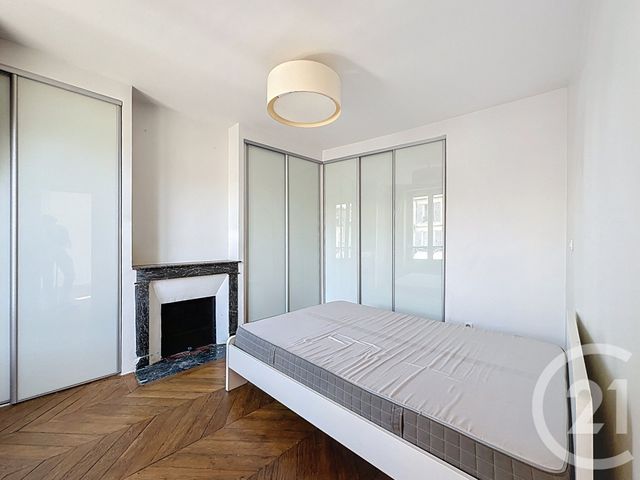 Afficher la photo en grand Appartement F3 à vendre - 3 pièces - 46,64 m2 - Versailles - 78 - ILE-DE-FRANCE