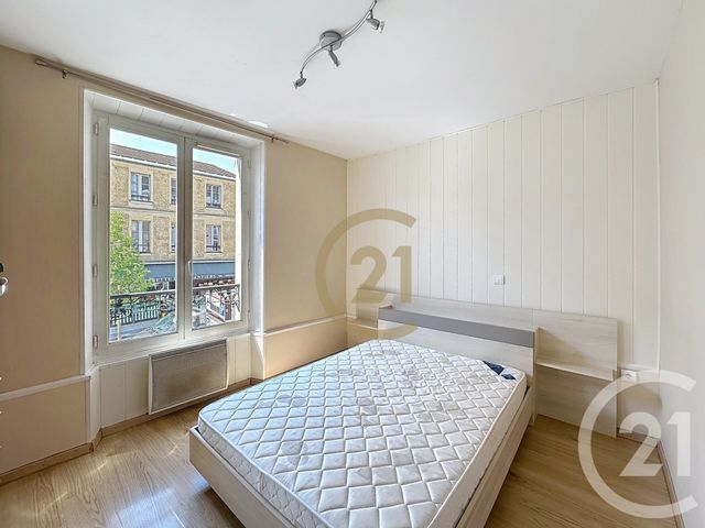 Afficher la photo en grand Appartement F2 à vendre - 2 pièces - 34,03 m2 - 78 - ILE-DE-FRANCE