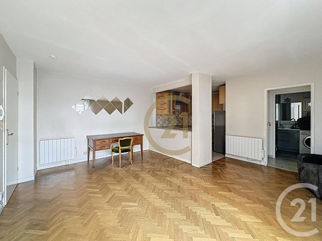 Afficher la photo en grand Appartement à vendre - 3 pièces - 58,74 m2 - St Cyr L Ecole - 78 - ILE-DE-FRANCE