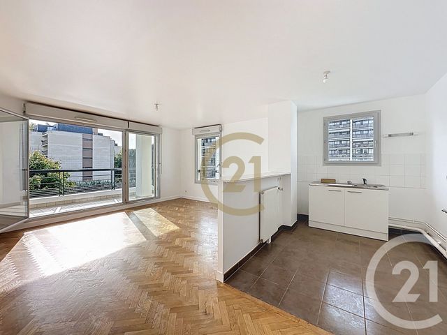 Afficher la photo en grand Appartement T3 à vendre - 3 pièces - 64,24 m2 - Versailles - 78 - ILE-DE-FRANCE