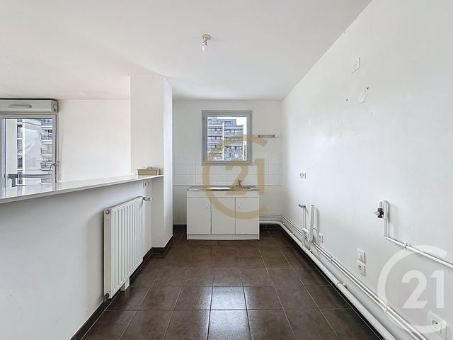 Afficher la photo en grand Appartement T3 à vendre - 3 pièces - 64,24 m2 - Versailles - 78 - ILE-DE-FRANCE