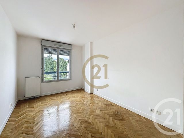 Afficher la photo en grand Appartement T3 à vendre - 3 pièces - 64,24 m2 - Versailles - 78 - ILE-DE-FRANCE