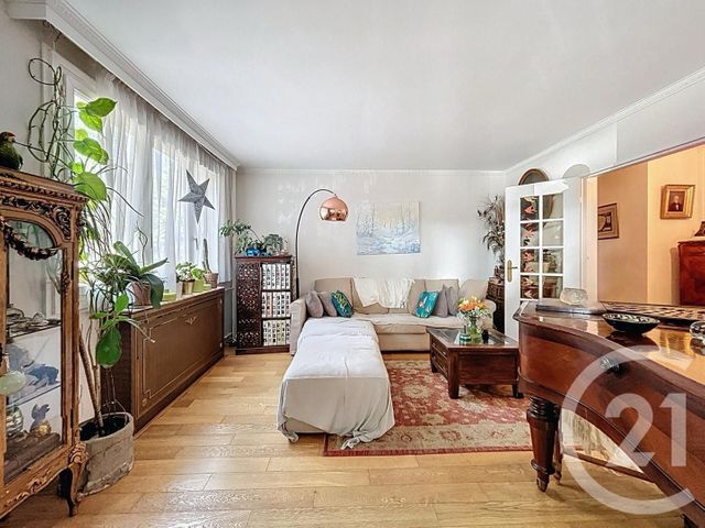 Afficher la photo en grand Appartement F5 à vendre - 5 pièces - 97,38 m2 - Viroflay - 78 - ILE-DE-FRANCE