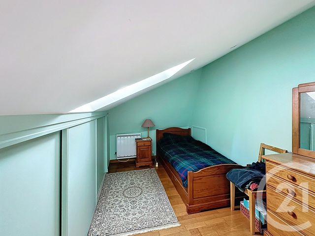 Afficher la photo en grand Maison à vendre - 5 pièces - 113,38 m2 - Versailles - 78 - ILE-DE-FRANCE