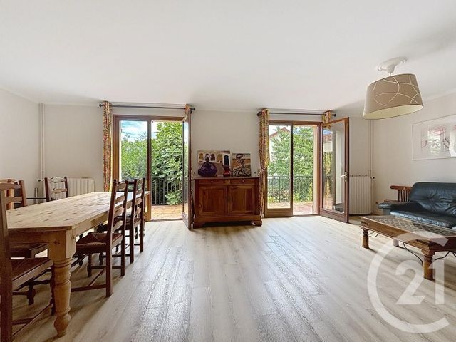 Afficher la photo en grand Maison à vendre - 6 pièces - 122,72 m2 - Viroflay - 78 - ILE-DE-FRANCE