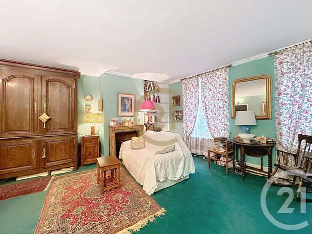 Afficher la photo en grand Maison à vendre - 5 pièces - 99,32 m2 - Versailles - 78 - ILE-DE-FRANCE