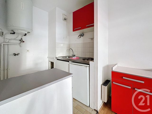 Afficher la photo en grand Appartement F1 à vendre - 1 pièce - 30,01 m2 - Le Chesnay - 78 - ILE-DE-FRANCE