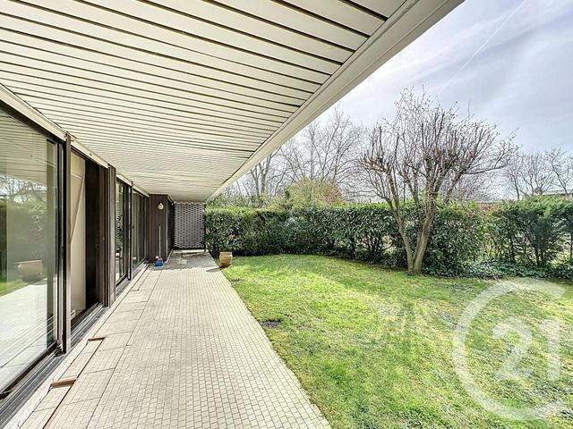 Afficher la photo en grand Appartement F4 à vendre - 4 pièces - 119,92 m2 - Rocquencourt - 78 - ILE-DE-FRANCE