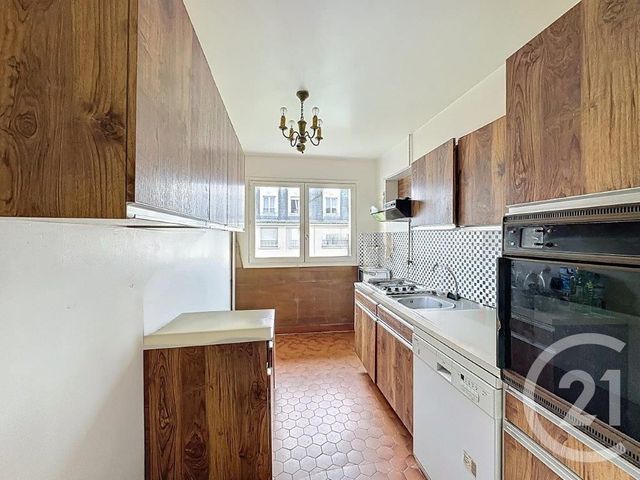 Afficher la photo en grand Appartement F4 à vendre - 4 pièces - 93,31 m2 - Versailles - 78 - ILE-DE-FRANCE