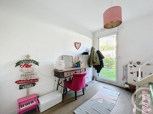 Afficher la photo en grand Appartement F4 à vendre - 4 pièces - 97 m2 - Rocquencourt - 78 - ILE-DE-FRANCE