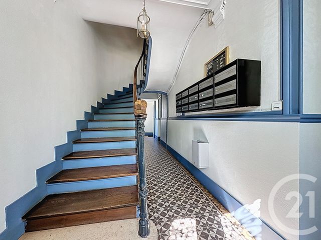 Afficher la photo en grand Appartement F4 à vendre - 4 pièces - 83,90 m2 - Versailles - 78 - ILE-DE-FRANCE