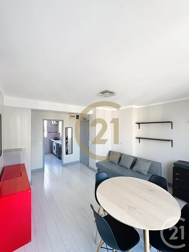 Appartement F3 à louer - 3 pièces - 46,01 m2 - Versailles - 78 - ILE-DE-FRANCE