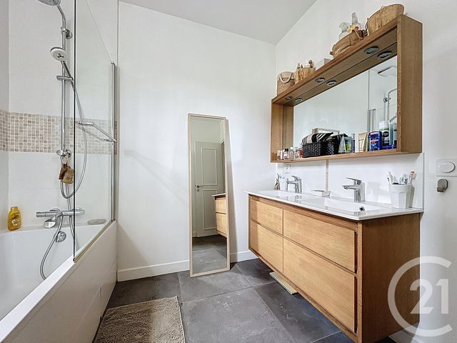 Maison à louer - 7 pièces - 142,42 m2 - Jouy En Josas - 78 - ILE-DE-FRANCE