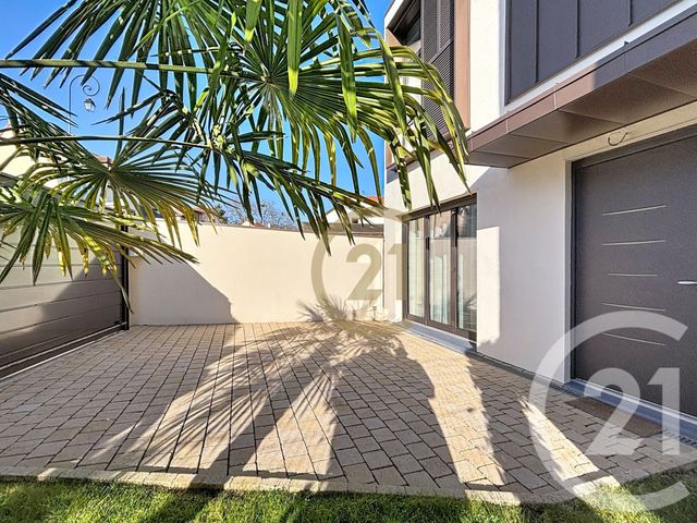 Maison &agrave; vendre - 5 pi&egrave;ces - 160 m2 - Versailles - 78 - ILE-DE-FRANCE