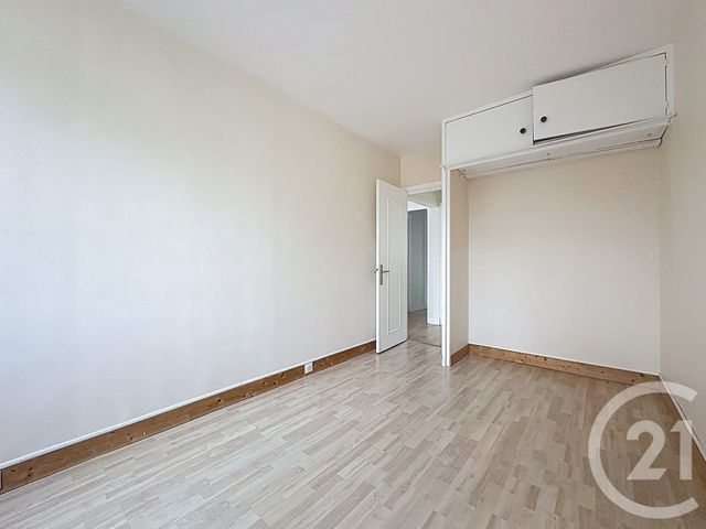 Appartement F4 &agrave; vendre - 4 pi&egrave;ces - 65,26 m2 - Buc - 78 - ILE-DE-FRANCE