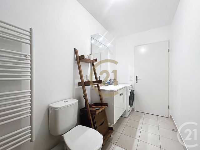 Appartement F2 &agrave; louer - 2 pi&egrave;ces - 38 m2 - St Cyr L Ecole - 78 - ILE-DE-FRANCE