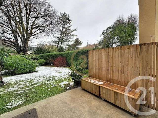 Appartement F3 &agrave; louer - 3 pi&egrave;ces - 46,70 m2 - Versailles - 78 - ILE-DE-FRANCE