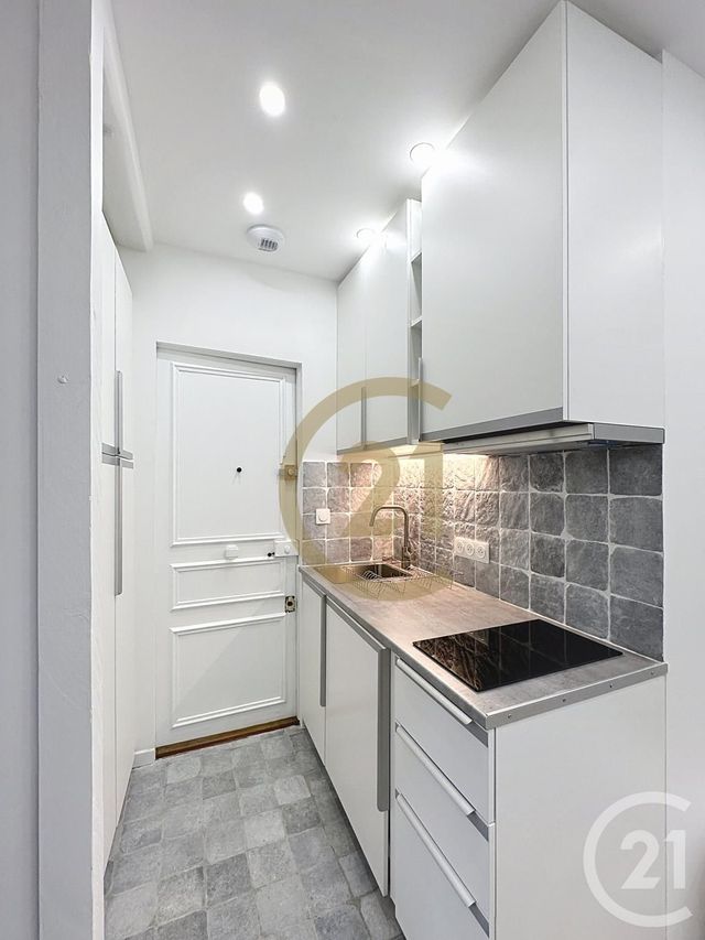 Appartement F3 &agrave; louer - 3 pi&egrave;ces - 30 m2 - Versailles - 78 - ILE-DE-FRANCE