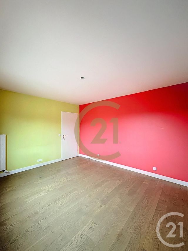 Appartement Duplex &agrave; louer - 3 pi&egrave;ces - 81,88 m2 - Versailles - 78 - ILE-DE-FRANCE