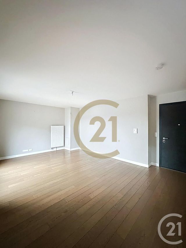 Appartement Duplex &agrave; louer - 3 pi&egrave;ces - 81,88 m2 - Versailles - 78 - ILE-DE-FRANCE