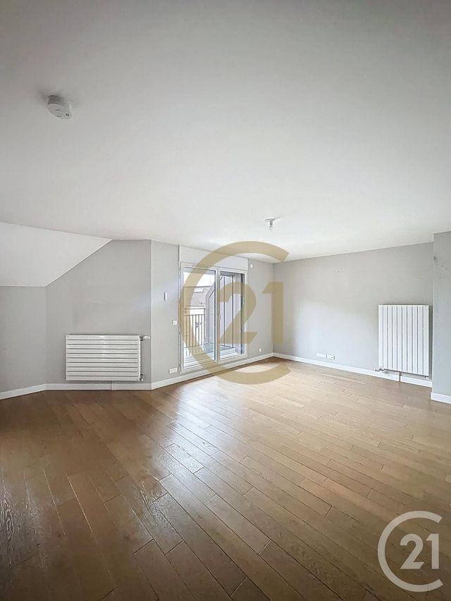 Appartement Duplex &agrave; louer - 3 pi&egrave;ces - 81,88 m2 - Versailles - 78 - ILE-DE-FRANCE