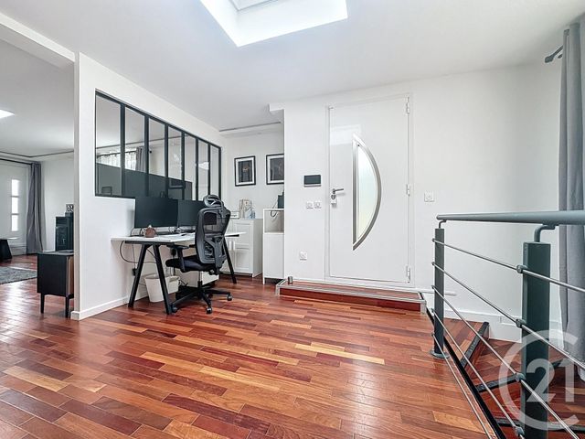 Maison &agrave; louer - 7 pi&egrave;ces - 171,66 m2 - Jouy En Josas - 78 - ILE-DE-FRANCE