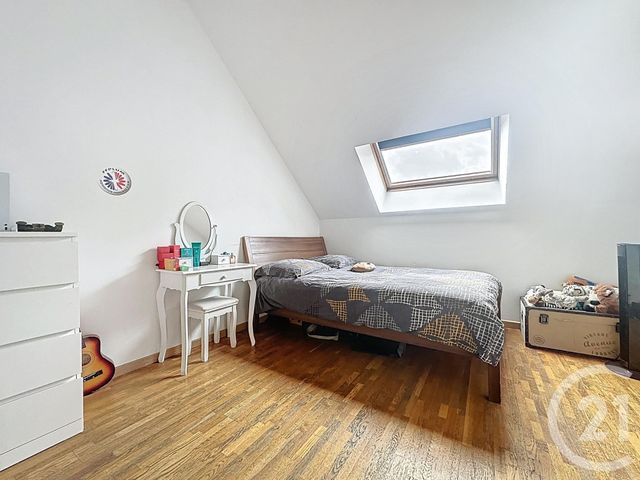 Maison &agrave; louer - 7 pi&egrave;ces - 171,66 m2 - Jouy En Josas - 78 - ILE-DE-FRANCE