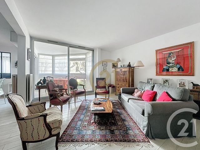 Appartement F4 &agrave; louer - 4 pi&egrave;ces - 95,86 m2 - Le Chesnay - 78 - ILE-DE-FRANCE