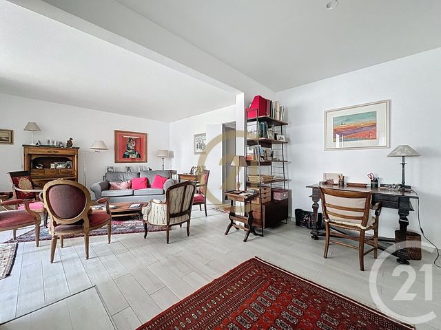 Appartement F4 &agrave; louer - 4 pi&egrave;ces - 95,86 m2 - Le Chesnay - 78 - ILE-DE-FRANCE