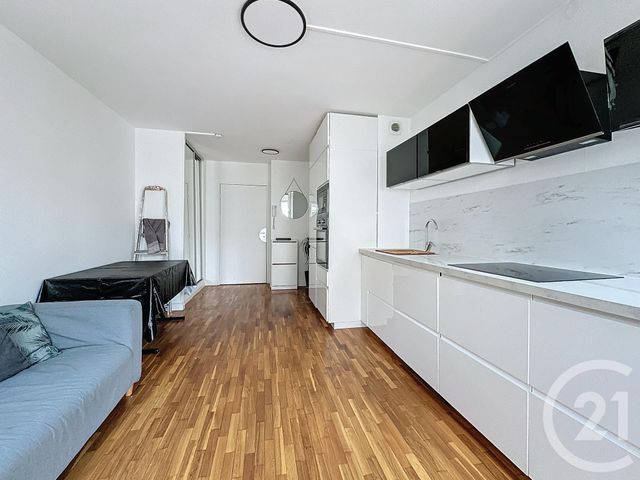 Appartement F2 &agrave; louer - 2 pi&egrave;ces - 33,33 m2 - Le Chesnay - 78 - ILE-DE-FRANCE