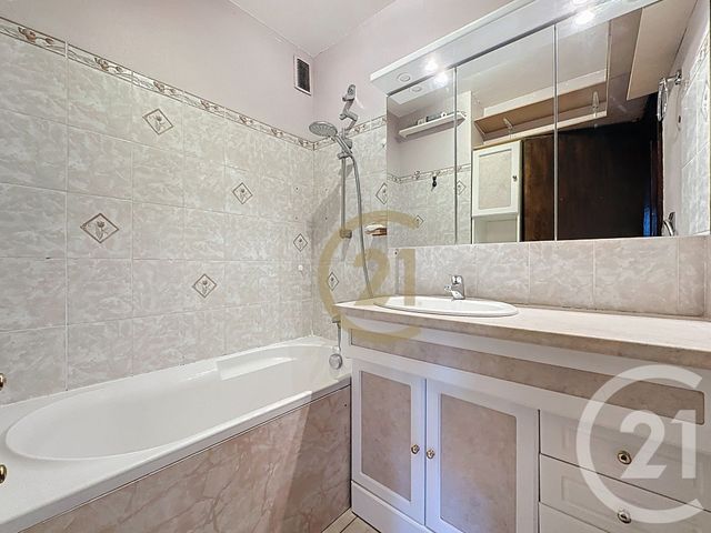 Appartement T4 &agrave; vendre - 4 pi&egrave;ces - 75,50 m2 - Velizy Villacoublay - 78 - ILE-DE-FRANCE