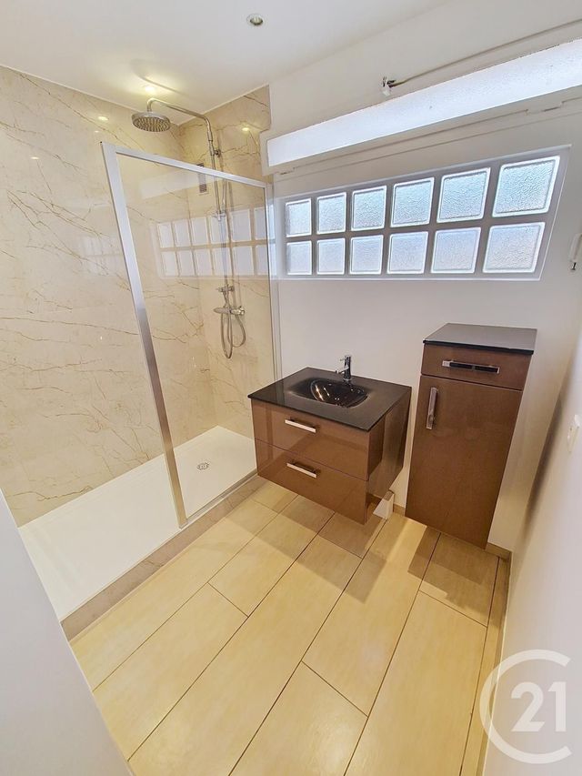 Appartement F3 &agrave; louer - 3 pi&egrave;ces - 77,40 m2 - Versailles - 78 - ILE-DE-FRANCE