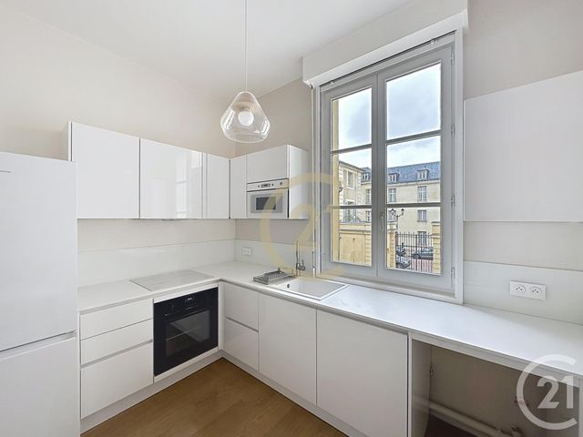 Appartement F3 &agrave; louer - 3 pi&egrave;ces - 67,73 m2 - Versailles - 78 - ILE-DE-FRANCE